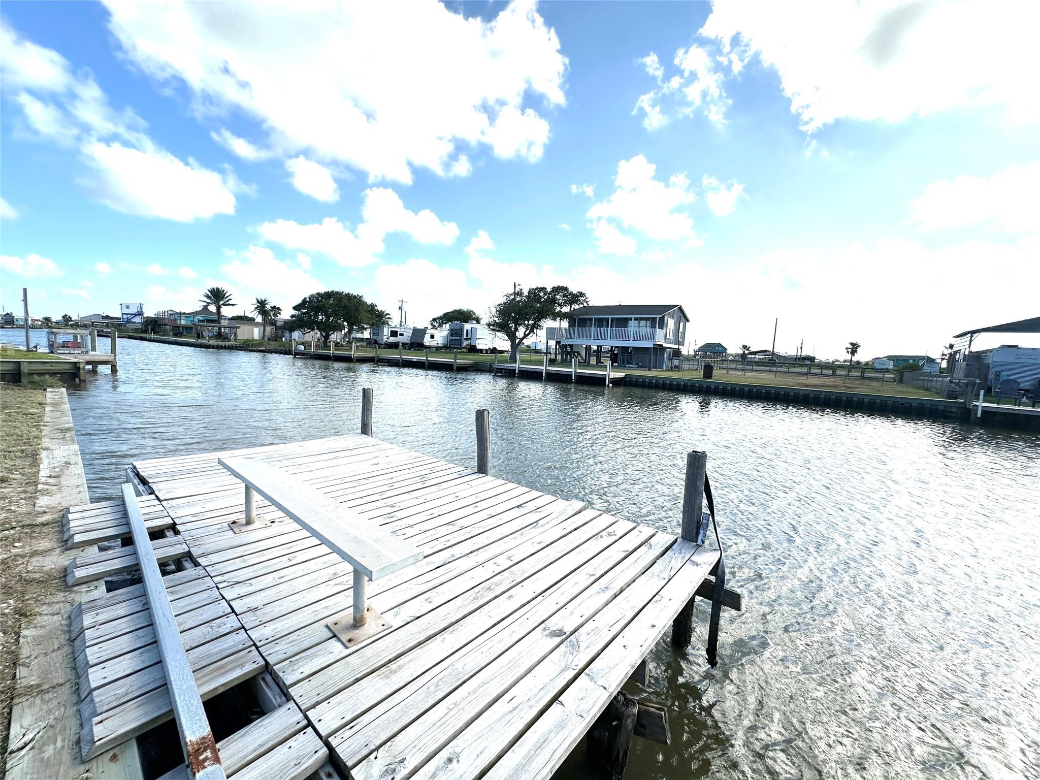 2439 Gulfview Drive