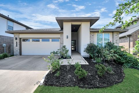 Photo of 3014 Jackmans Diamond, Katy, TX 77494 (MLS # 74711547)