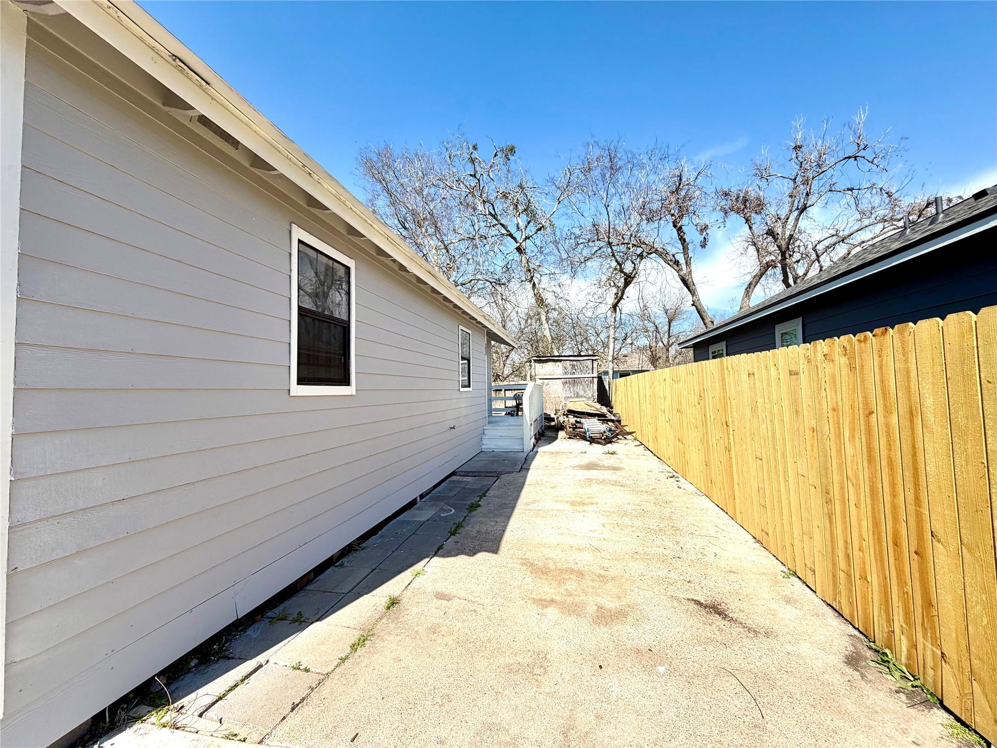 710 Fields Street