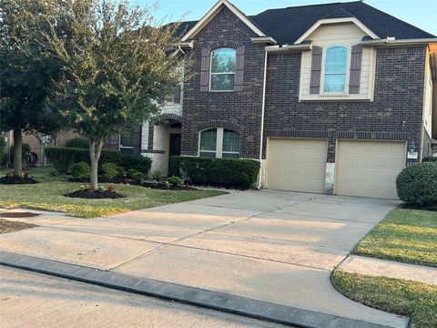 Photo of 7936 Lake Commons Drive, Rosenberg, TX 77469 (MLS # 62413985)