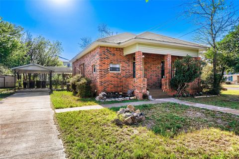 Photo of 208 N Avenue B, Elgin, TX 78621 (MLS # 83325891)