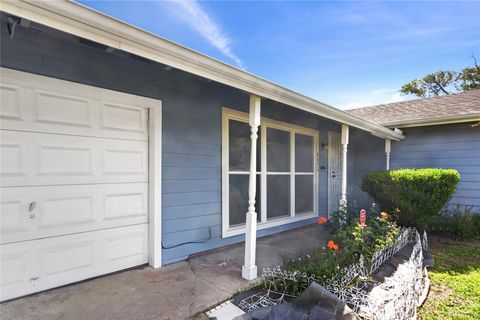 Tiny photo for 6651 Crestmont Street, Houston, TX 77033 (MLS # 93476419)