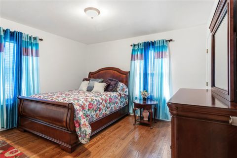 Tiny photo for 6651 Crestmont Street, Houston, TX 77033 (MLS # 93476419)