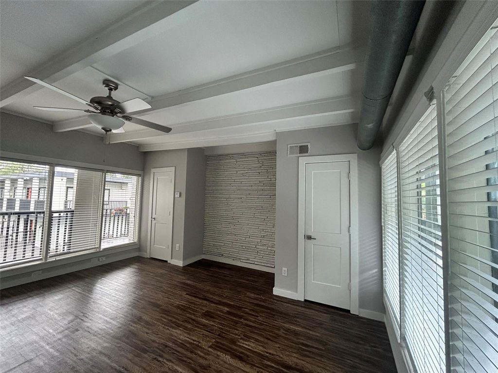 Photo of 219 Marshall Street #230, Houston, TX 77006 (MLS # 34956392)