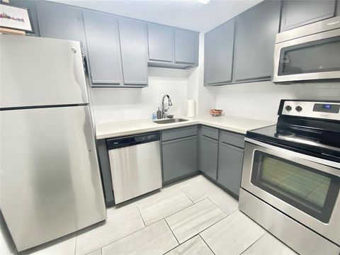 Photo of 2016 Main Street #1116, Houston, TX 77002 (MLS # 49433310)