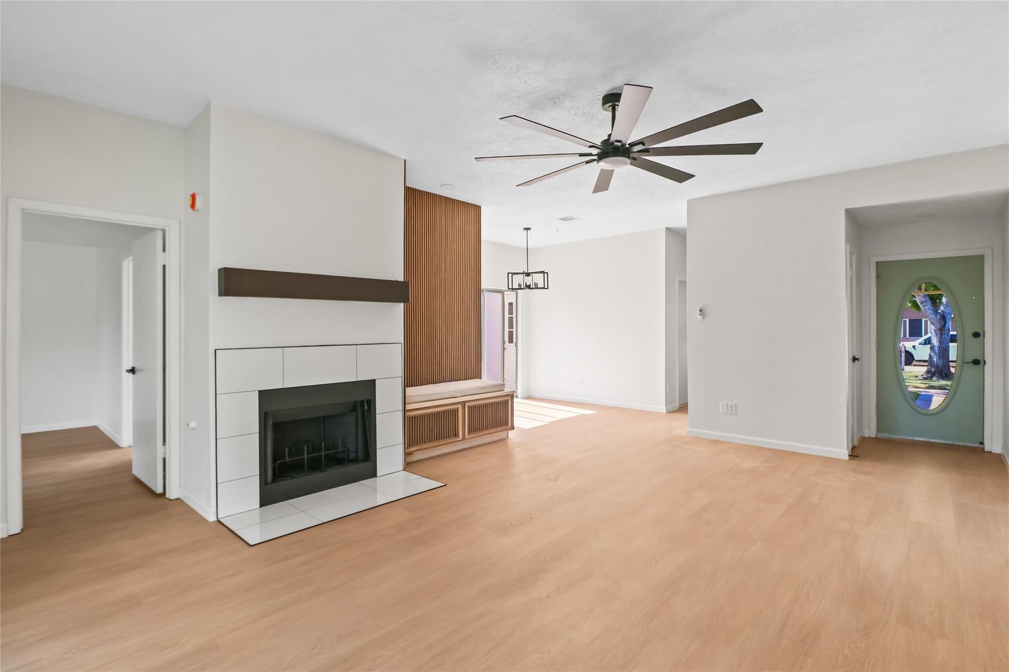 2807 Custer Drive