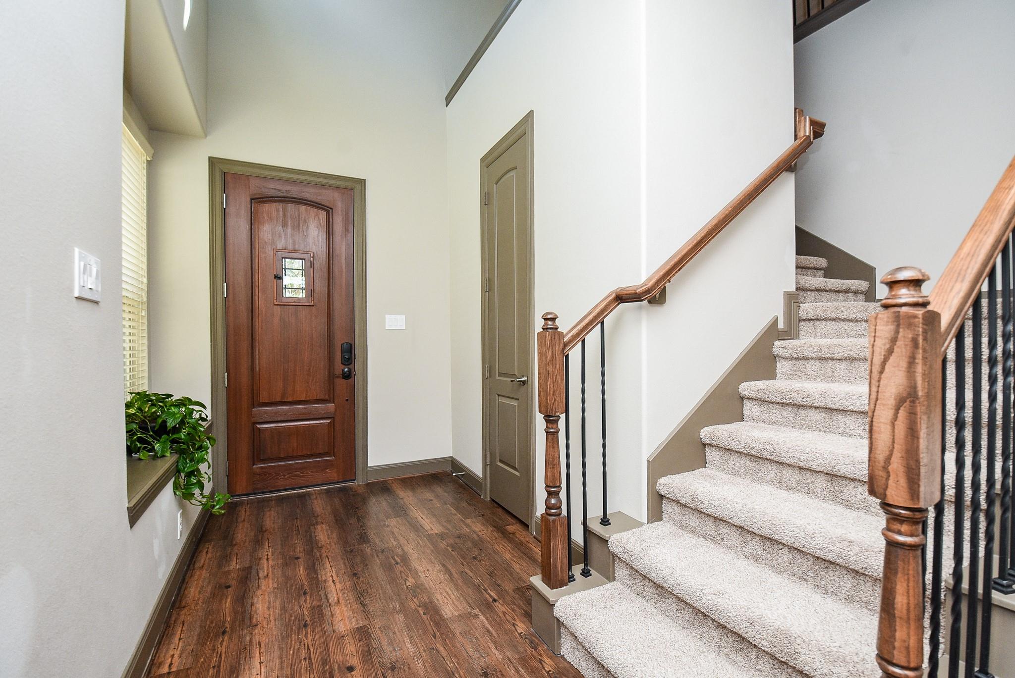 78 Aventura Place