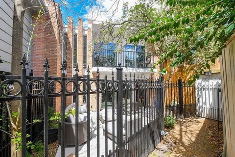 Photo of 6304 Riverview Way, Houston, TX 77057 (MLS # 43676473)