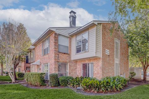 Photo of 7941 Kendalia Drive, Houston, TX 77036 (MLS # 91756327)