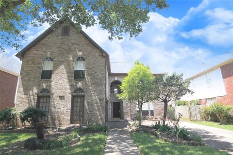 Photo of 16326 Brush Meadows Court, Sugar Land, TX 77498 (MLS # 71448696)