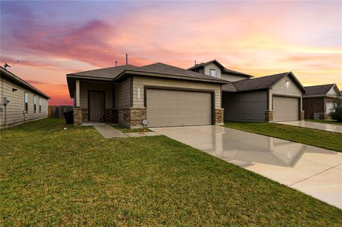 Photo of 9938 Yanet Grove Lane, Houston, TX 77044 (MLS # 86875597)