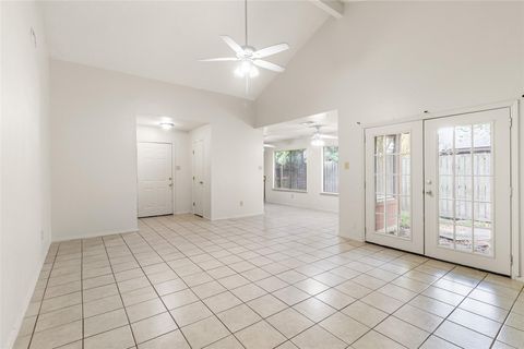 Photo of 9811 Mill Shadow Drive, Houston, TX 77070 (MLS # 47825956) Photo of 9811 Mill Shadow Drive, Houston, TX 77070 (MLS # 47825956)