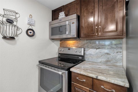 Tiny photo for 23 April Hill, Conroe, TX 77356 (MLS # 49339598)