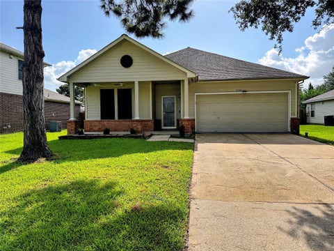 Photo of 7722 Prairie Fire Lane, Cypress, TX 77433 (MLS # 76094034)