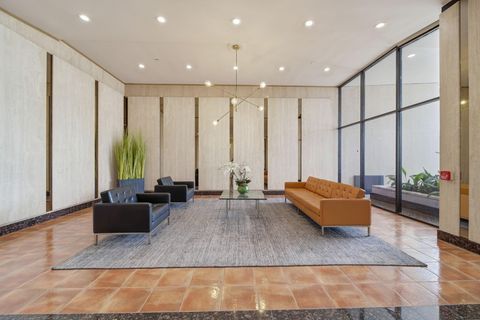 Photo of 2016 Main Street #810, Houston, TX 77002 (MLS # 5160957)