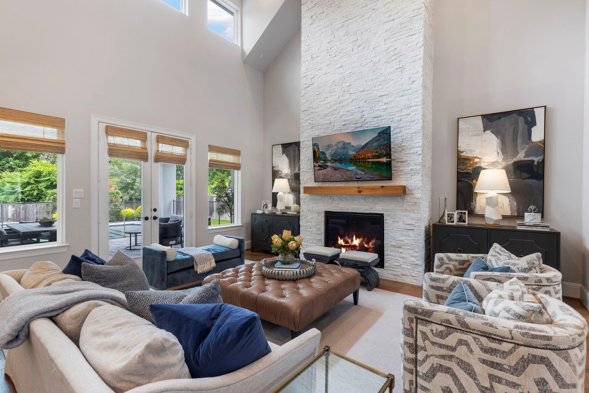 7 Peerless Point Place