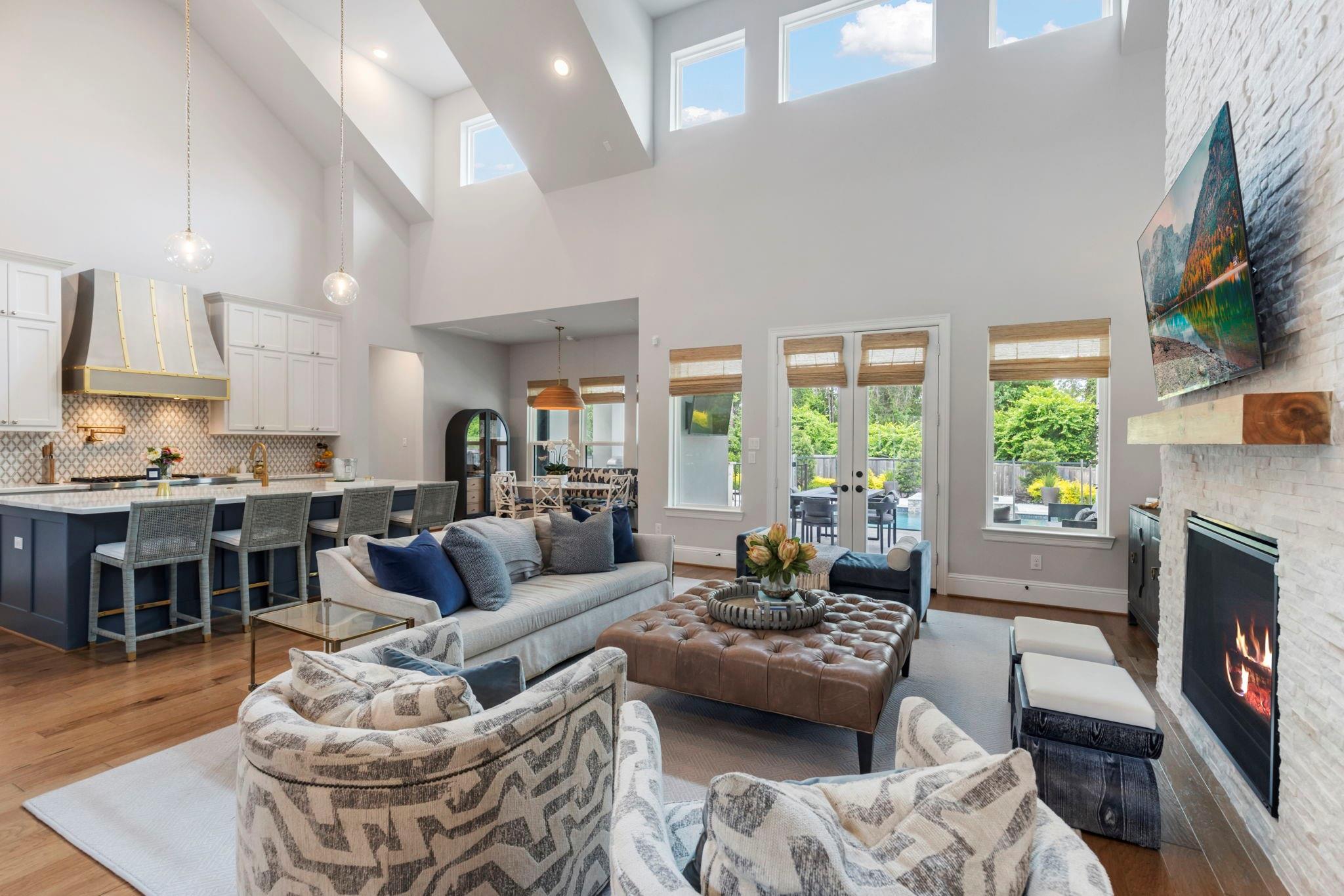 7 Peerless Point Place