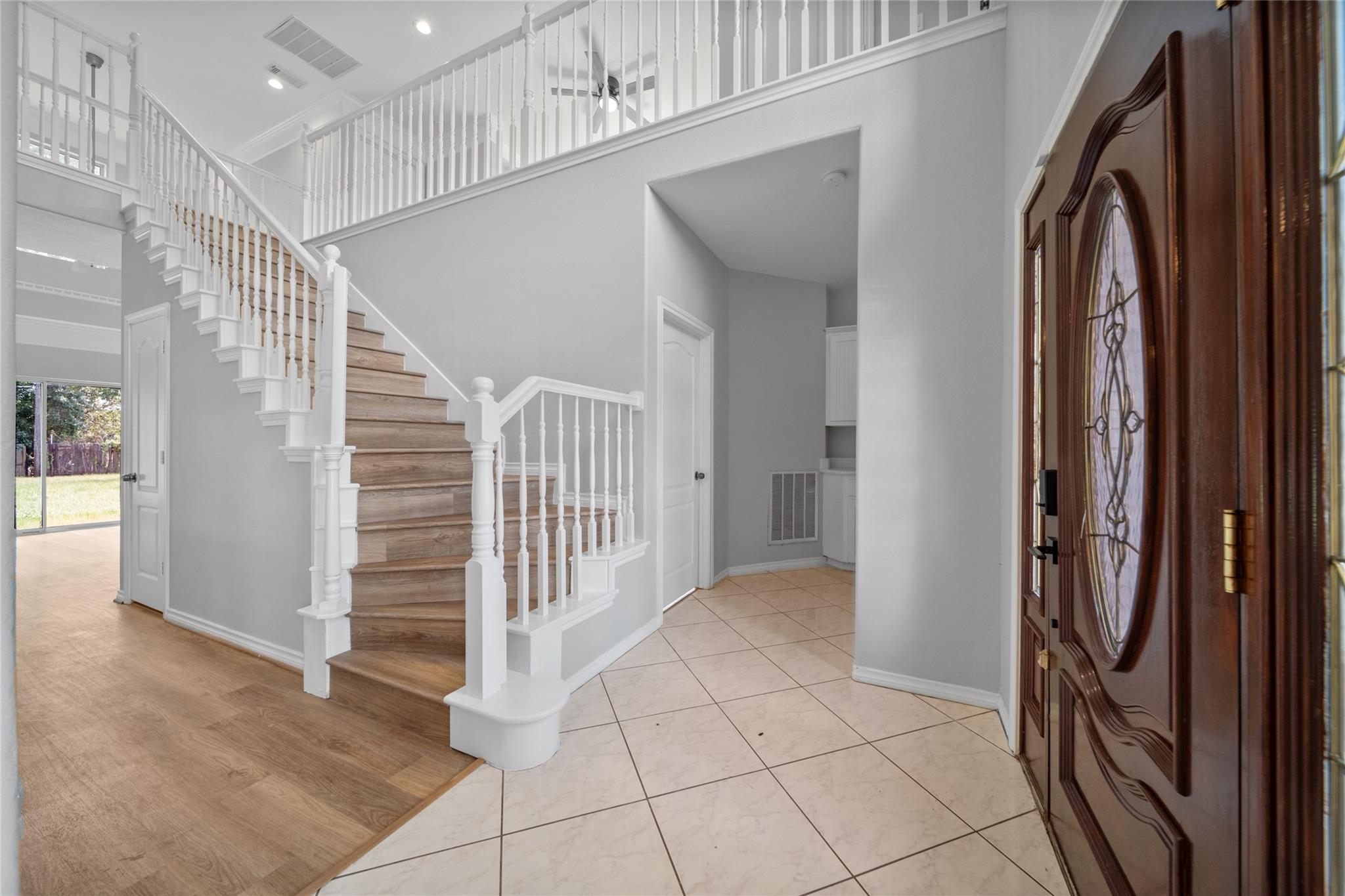 17603 W Fawn River Circle
