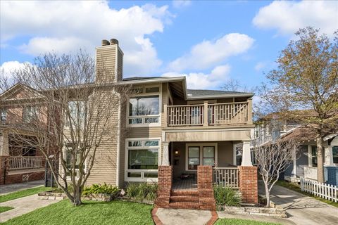 Photo of 1015 Usener Street, Houston, TX 77009 (MLS # 22577160)