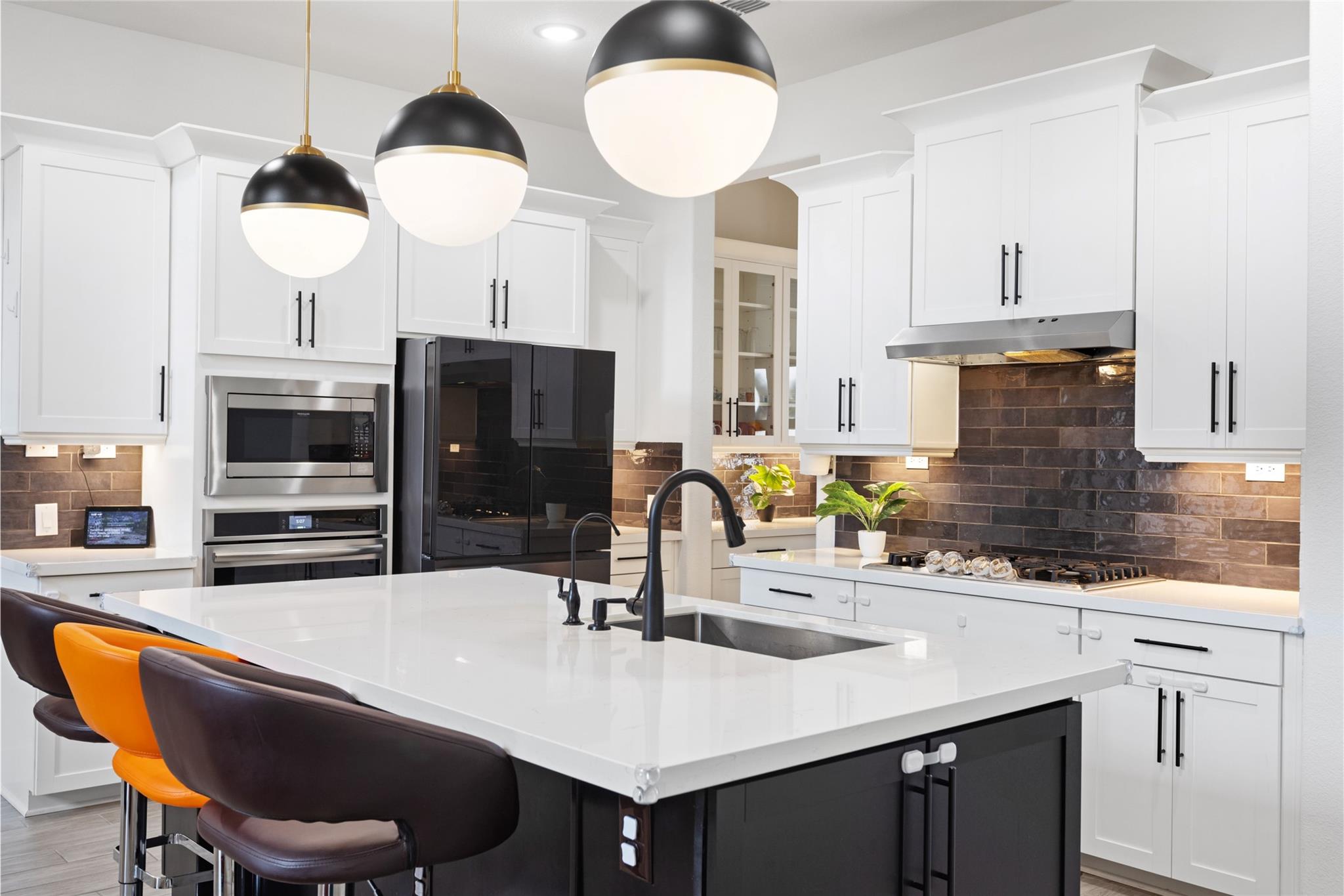 5006 Bent Tree Drive