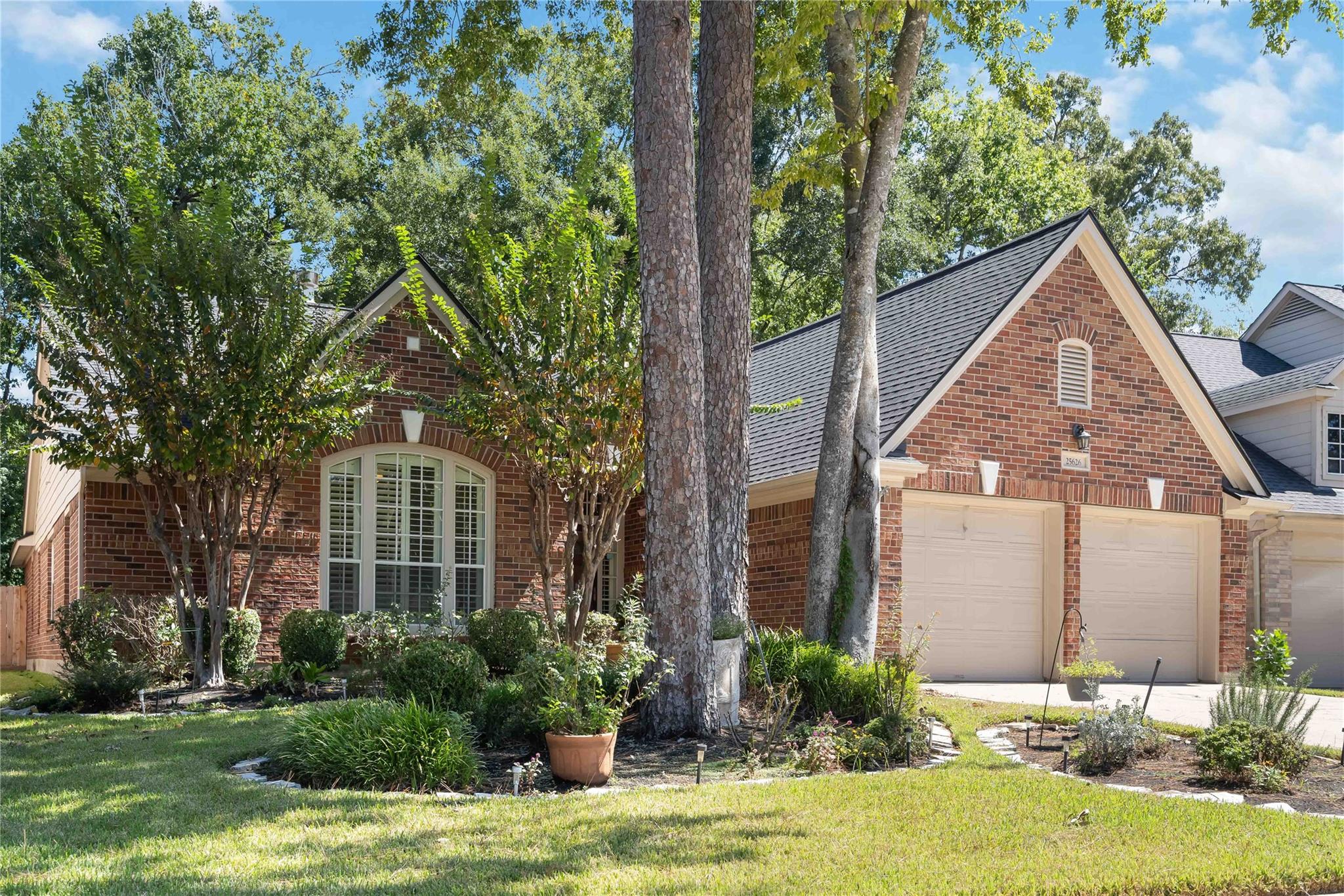 25626 Myrtle Springs