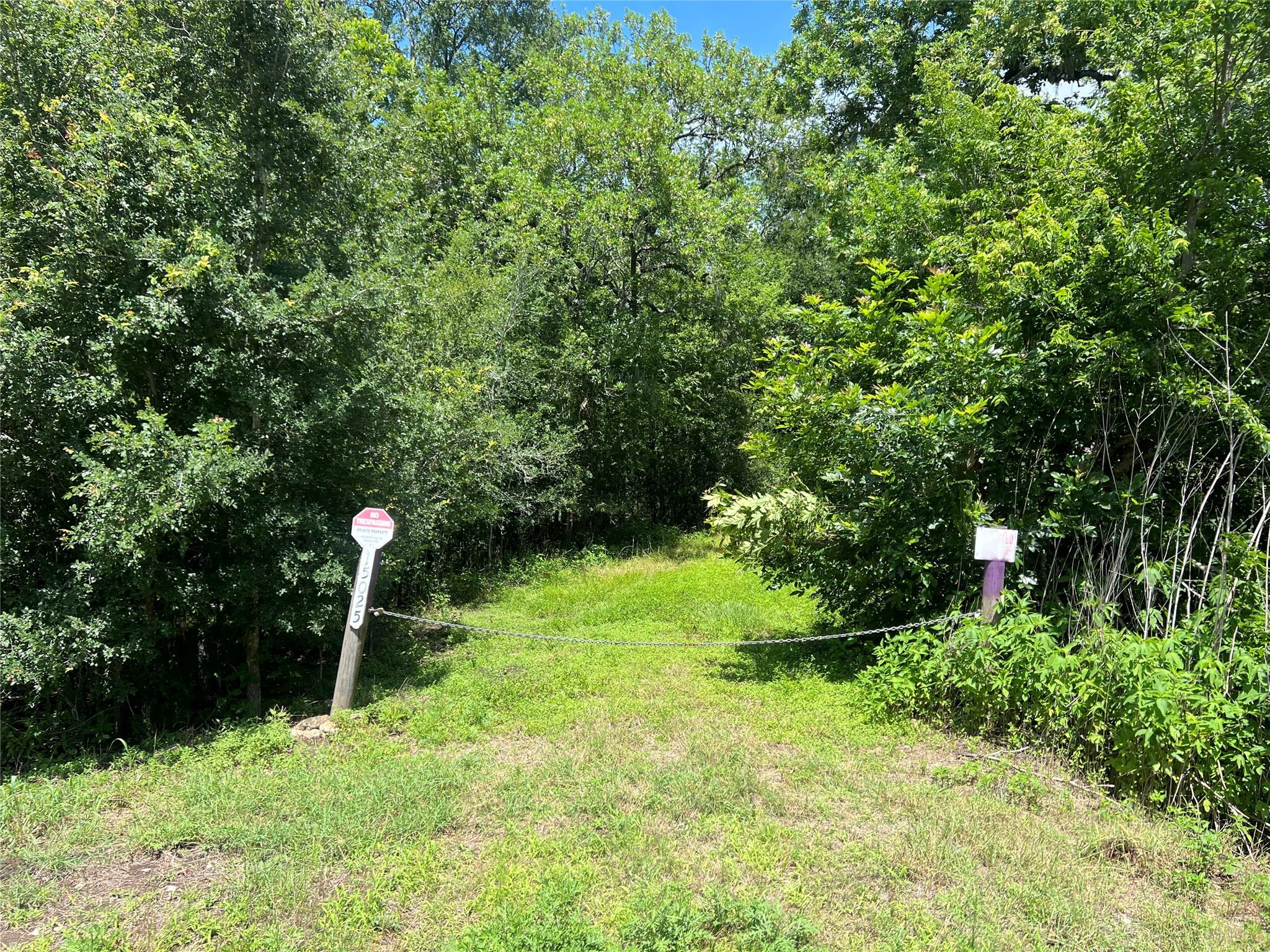 tract 15 Laguna Trail