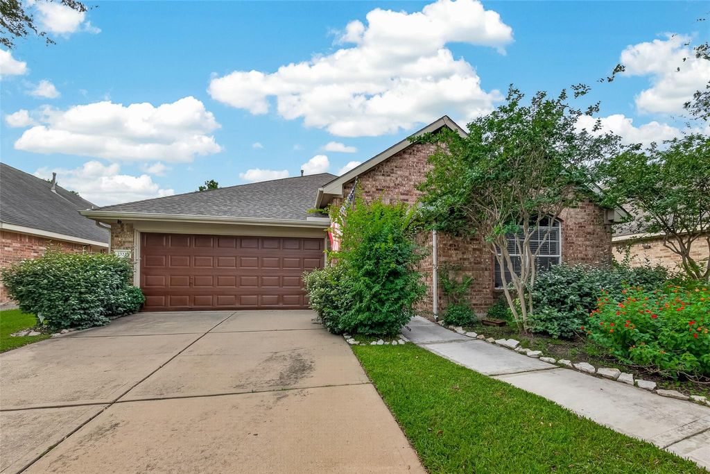 Photo of 23222 Century Plant Drive, Katy, TX 77494 (MLS # 31878158)