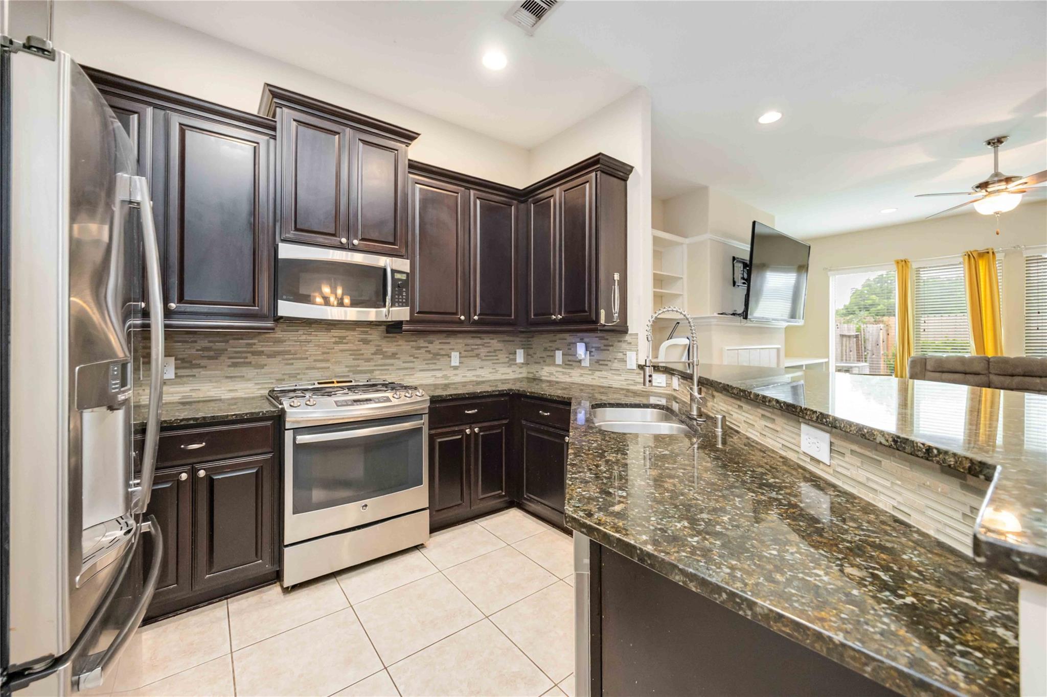 5142 Oasis Park