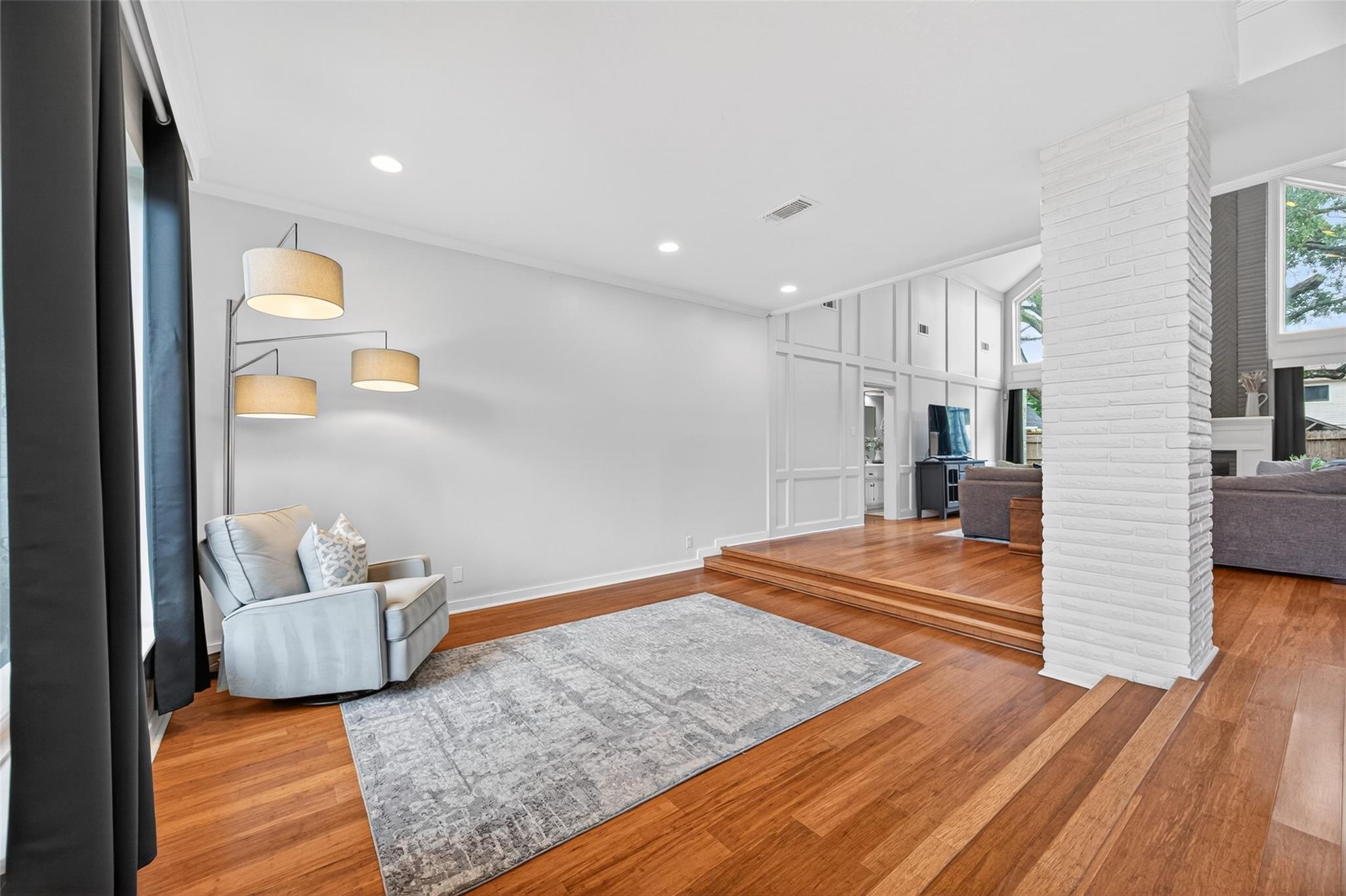 22339 Unicorns Horn Lane