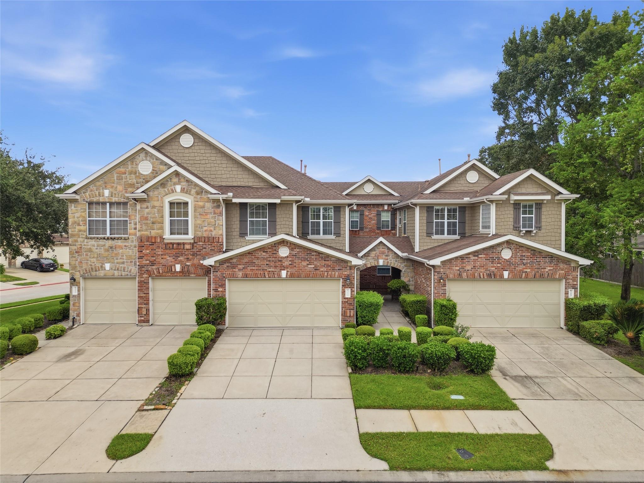 12114 Medina Lake Drive
