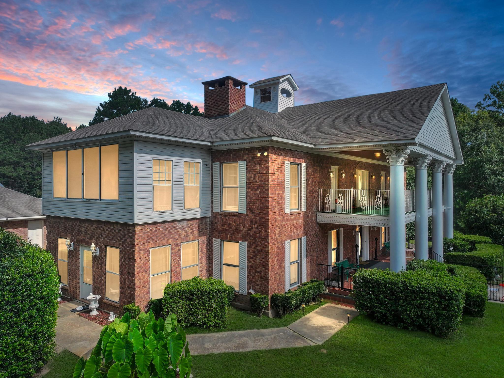 1800 S Magnolia Street