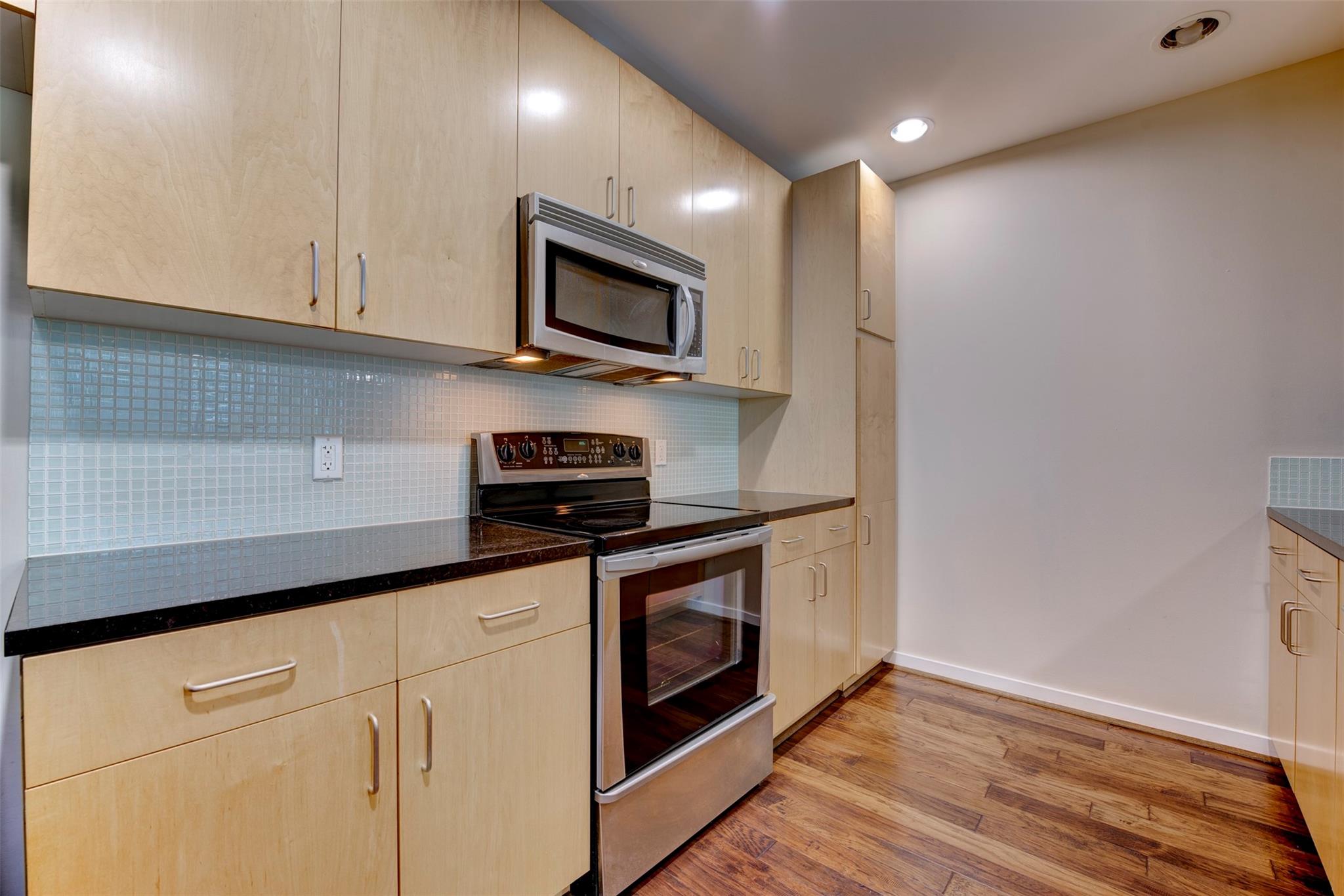 5925 Almeda Road 2214