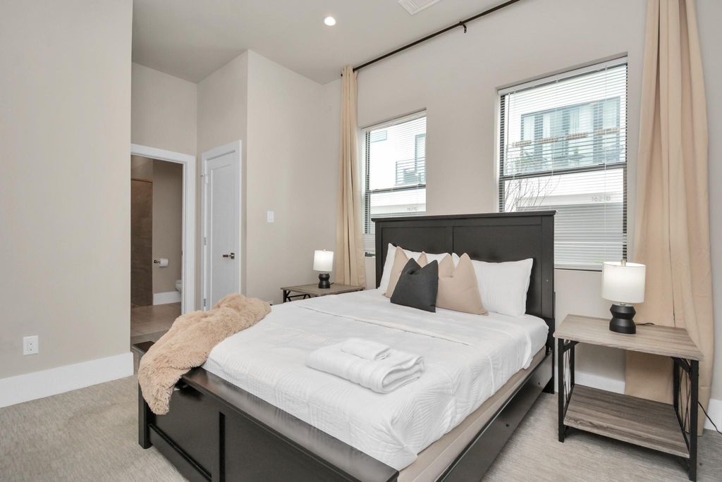 Photo of 1617 Wheeler Street #B, Houston, TX 77004 (MLS # 65677753)