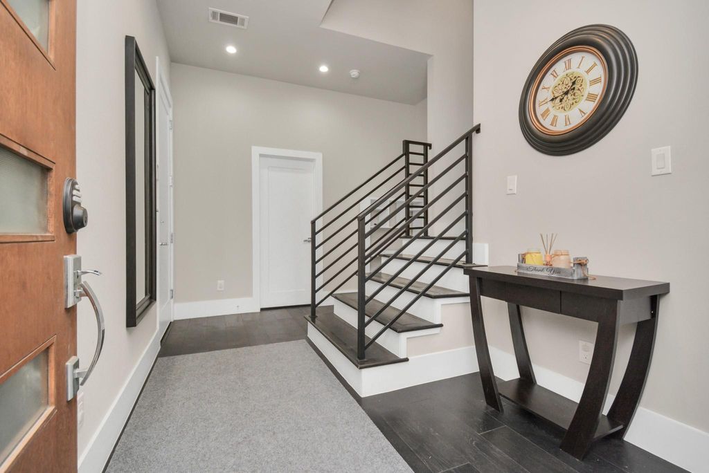 Photo of 1617 Wheeler Street #B, Houston, TX 77004 (MLS # 65677753)