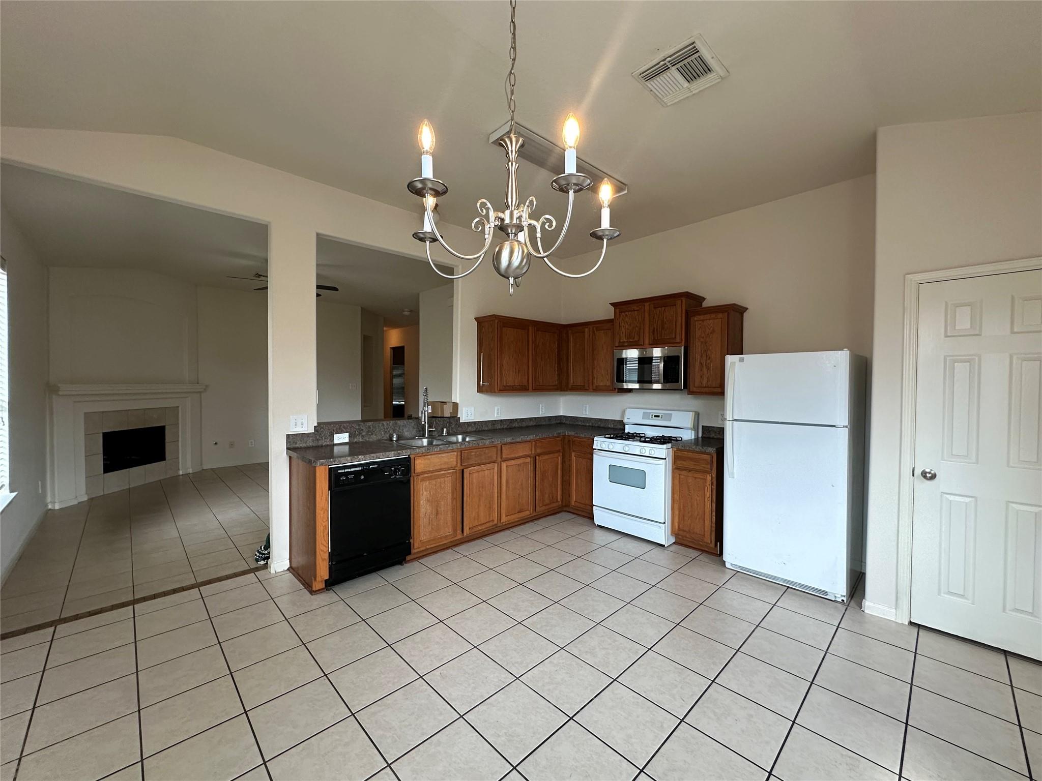 14611 Becurtesy Court