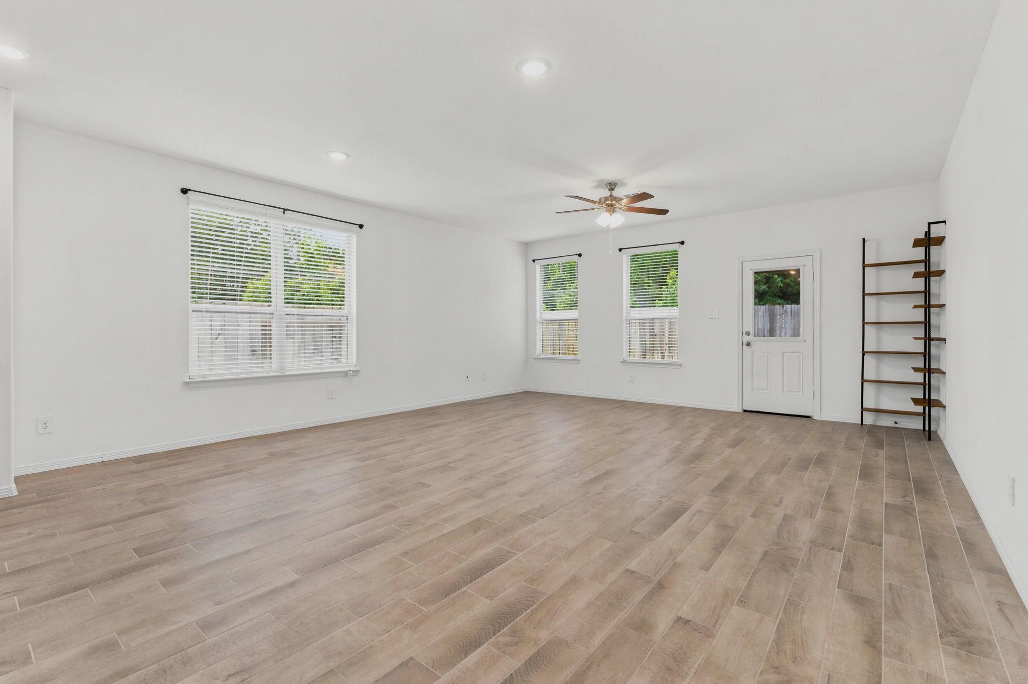 14449 Sunny Bend Way