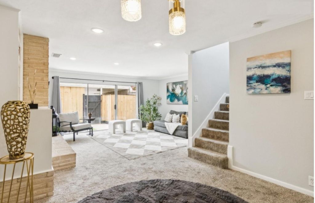 Photo of 6429 Burgoyne Road #15, Houston, TX 77057 (MLS # 16194946)