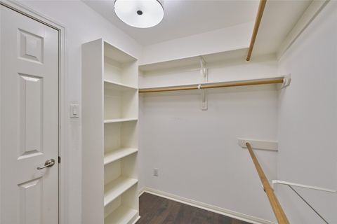 Tiny photo for 87 Benedict Canyon Loop, The Woodlands, TX 77382 (MLS # 68944249)