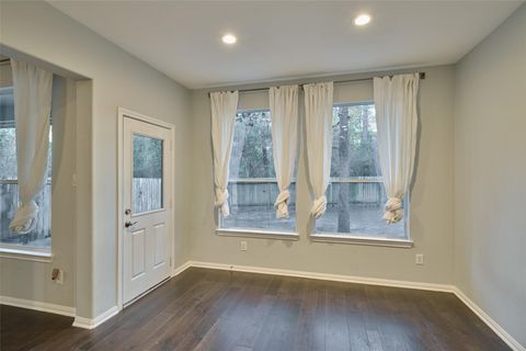 Tiny photo for 87 Benedict Canyon Loop, The Woodlands, TX 77382 (MLS # 68944249)