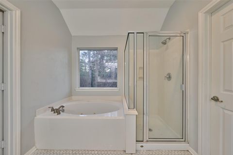 Tiny photo for 87 Benedict Canyon Loop, The Woodlands, TX 77382 (MLS # 68944249)