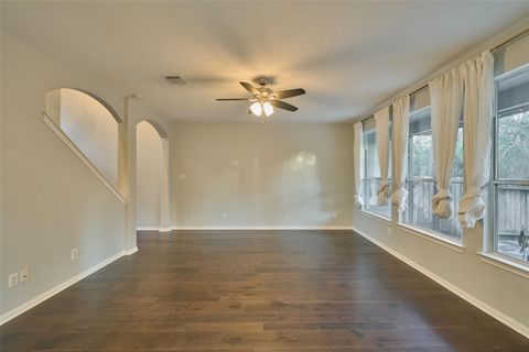 Tiny photo for 87 Benedict Canyon Loop, The Woodlands, TX 77382 (MLS # 68944249)