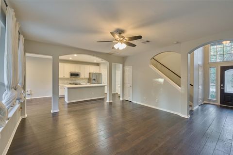 Tiny photo for 87 Benedict Canyon Loop, The Woodlands, TX 77382 (MLS # 68944249)