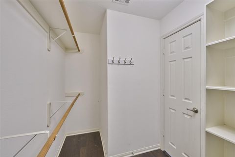 Tiny photo for 87 Benedict Canyon Loop, The Woodlands, TX 77382 (MLS # 68944249)