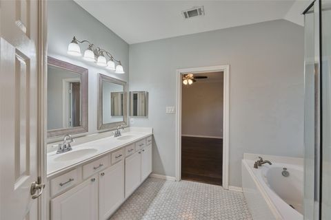 Tiny photo for 87 Benedict Canyon Loop, The Woodlands, TX 77382 (MLS # 68944249)