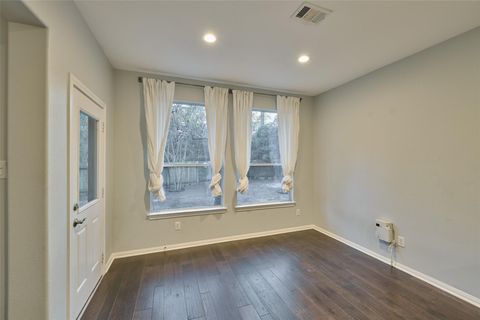 Tiny photo for 87 Benedict Canyon Loop, The Woodlands, TX 77382 (MLS # 68944249)