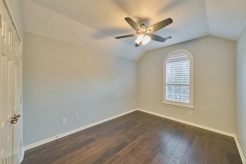 Tiny photo for 87 Benedict Canyon Loop, The Woodlands, TX 77382 (MLS # 68944249)