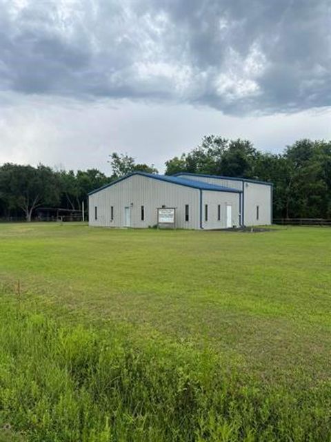Photo of 445 W Railroad Avenue, China, TX 77613 (MLS # 44027237)