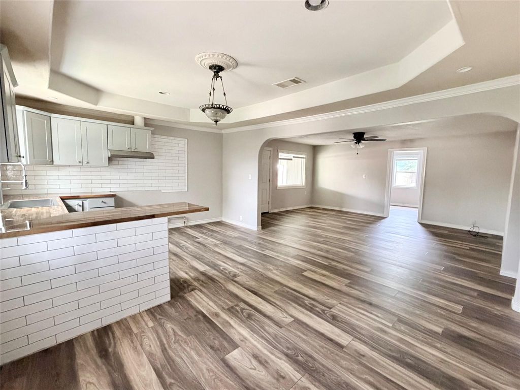 Photo of 12906 Gladden Drive, Houston, TX 77049 (MLS # 11027213)