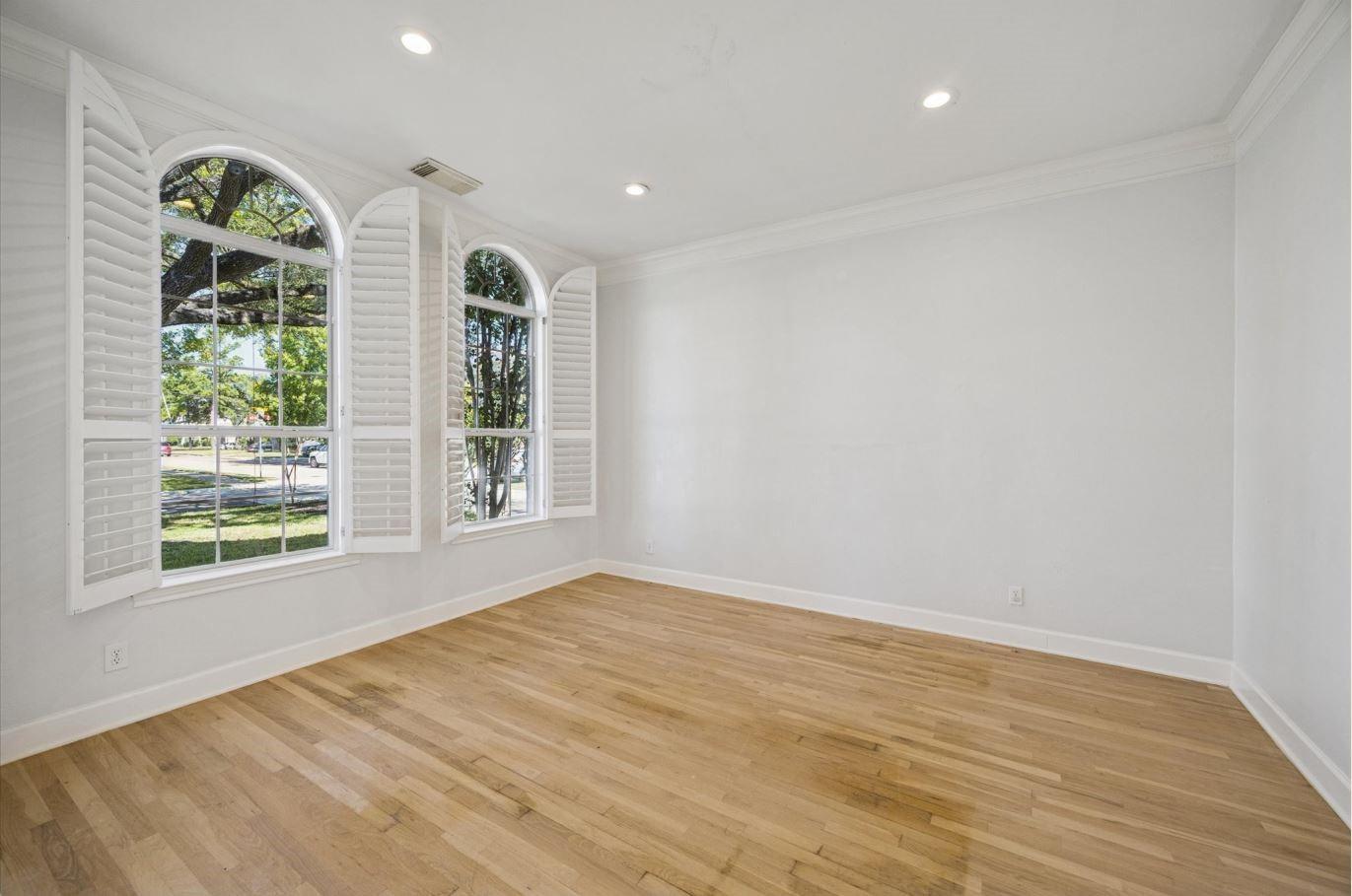 4601 Mimosa Drive