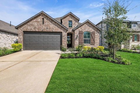 Homes For Sale - 7914 Pershing Avenue<br/> Magnolia, TX 77354